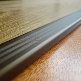 PERFIL TERMINACION 25X10 BRONCE 950MM